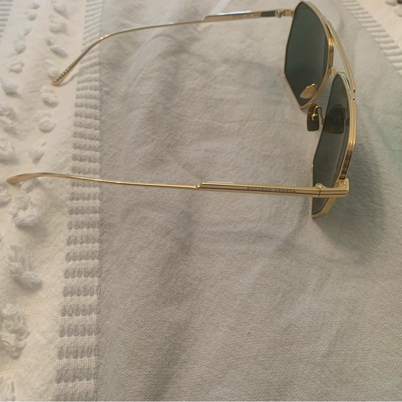 Bottega Venetta aviator sunglasses - Picture 3 of 7
